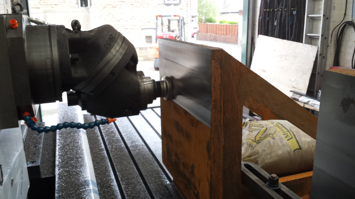 Raw casting Face milling